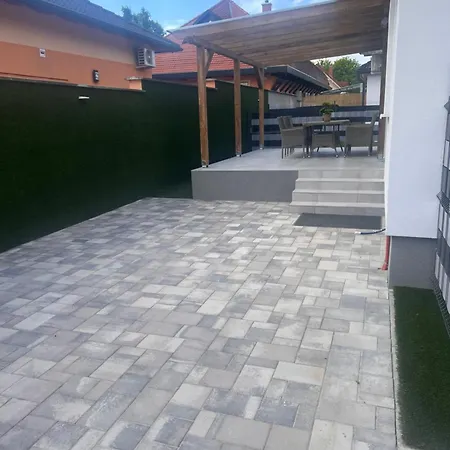 Bujdoso House Apartment Siofok