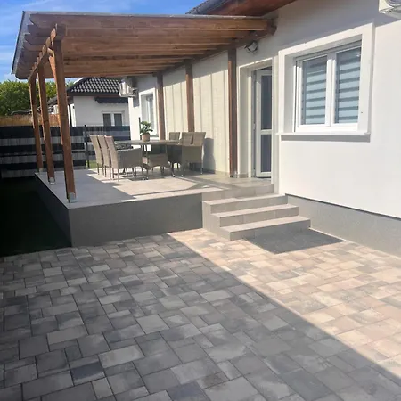 Bujdoso House Appartamento